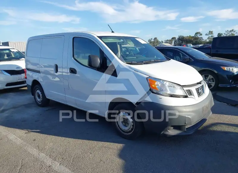 2018 Nissan NV 200 фото