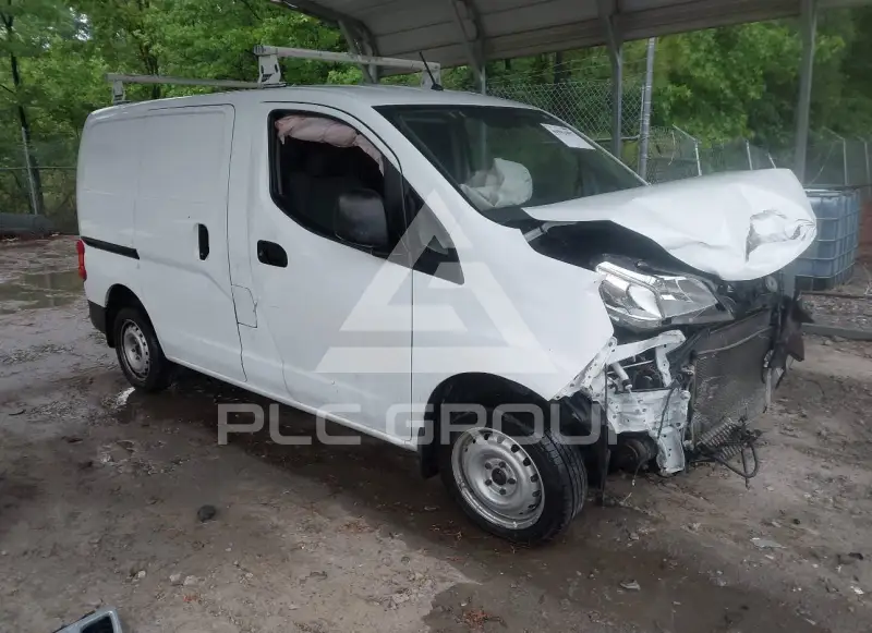 2018 Nissan NV 200 фото
