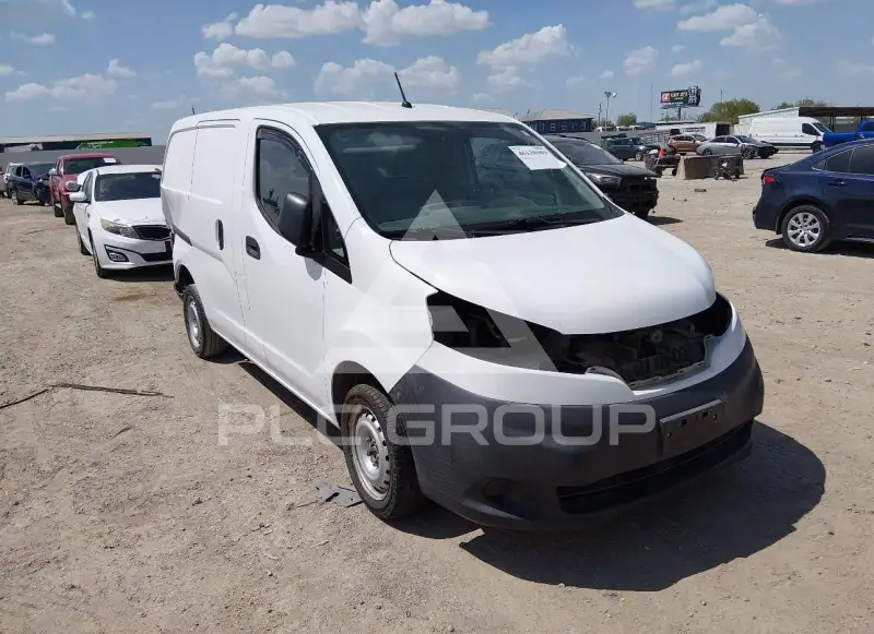 2018 Nissan NV 200 фото