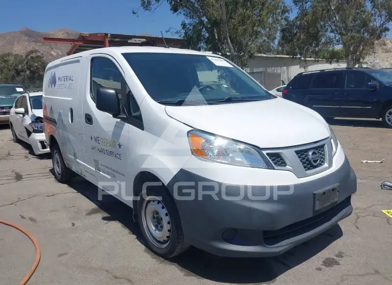 2018 Nissan NV 200 фото