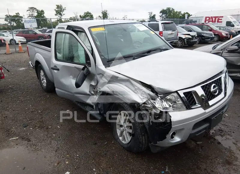 2018 Nissan FRONTIER photo