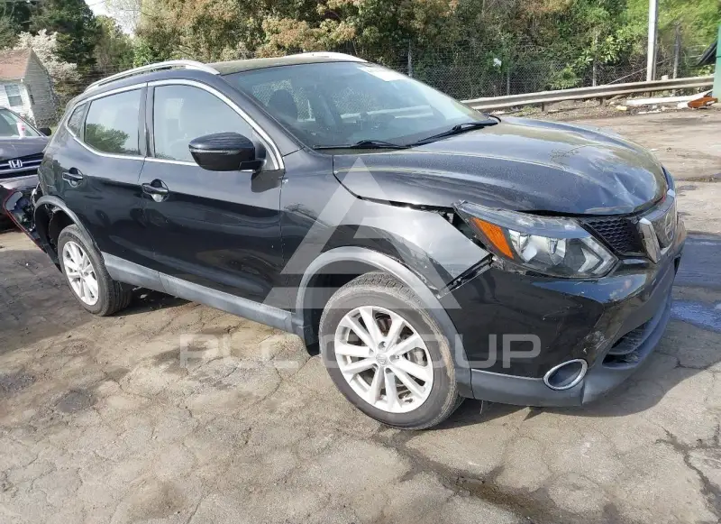 2018 Nissan ROGUE фото