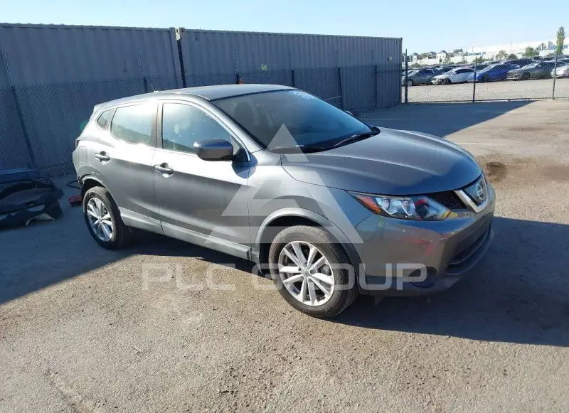 2018 Nissan ROGUE photo
