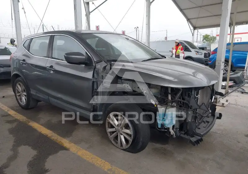 2018 Nissan ROGUE фото
