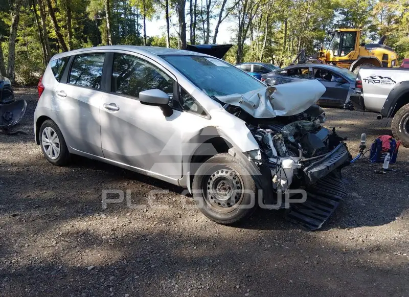 2018 Nissan VERSA фото