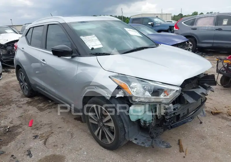 2018 Nissan KICKS photo
