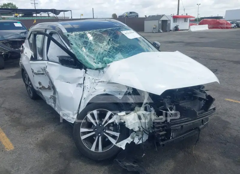 2018 Nissan KICKS фото