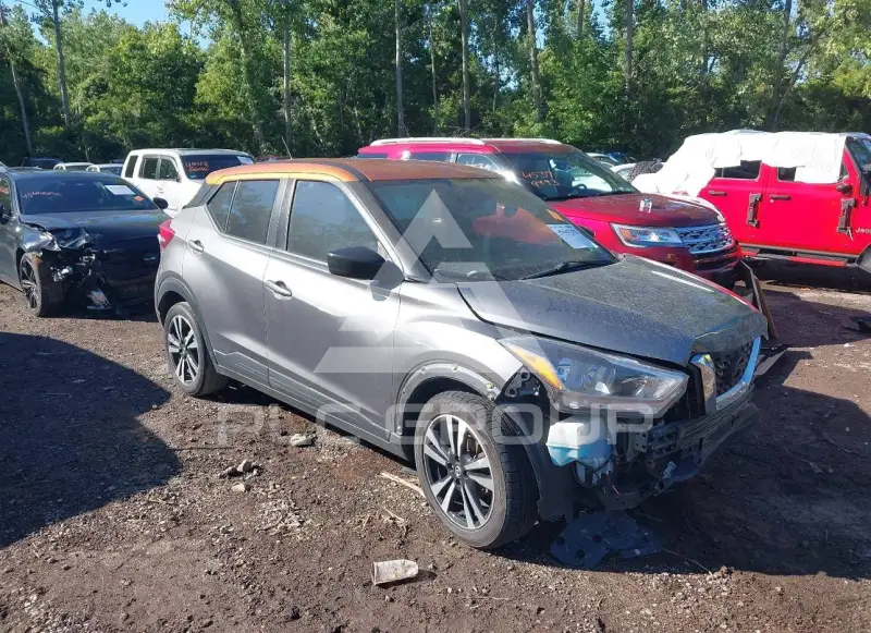 2018 Nissan KICKS photo