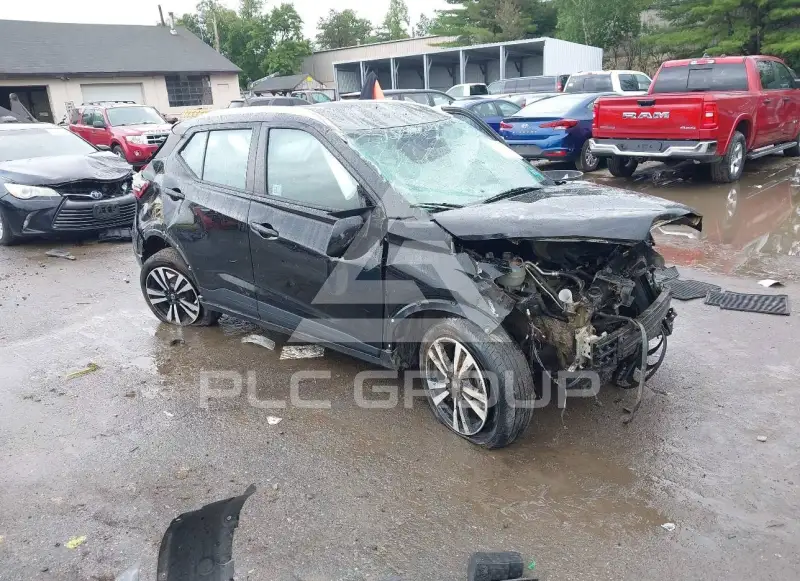 2018 Nissan KICKS photo