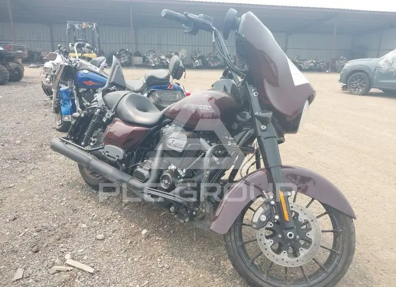 2018 Harley-Davidson FLHX фото