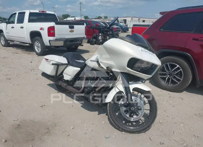 2018 Harley-Davidson FLTRX photo