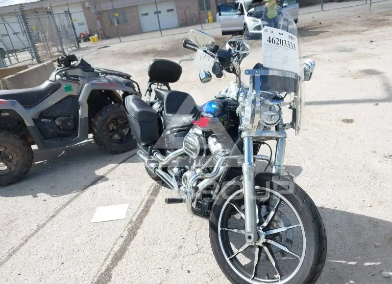 2018 Harley-Davidson FXLR photo