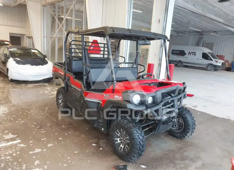 2018 Kawasaki KAF820 фото