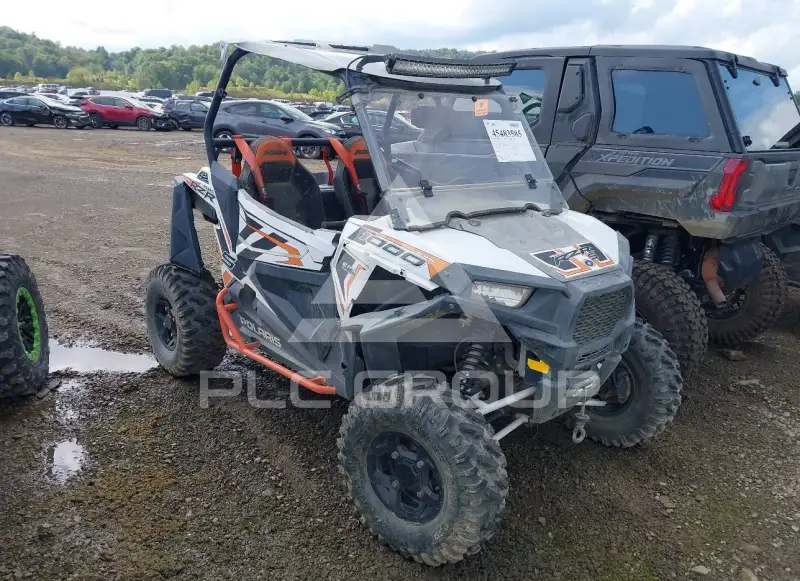 2018 Polaris Rzr photo