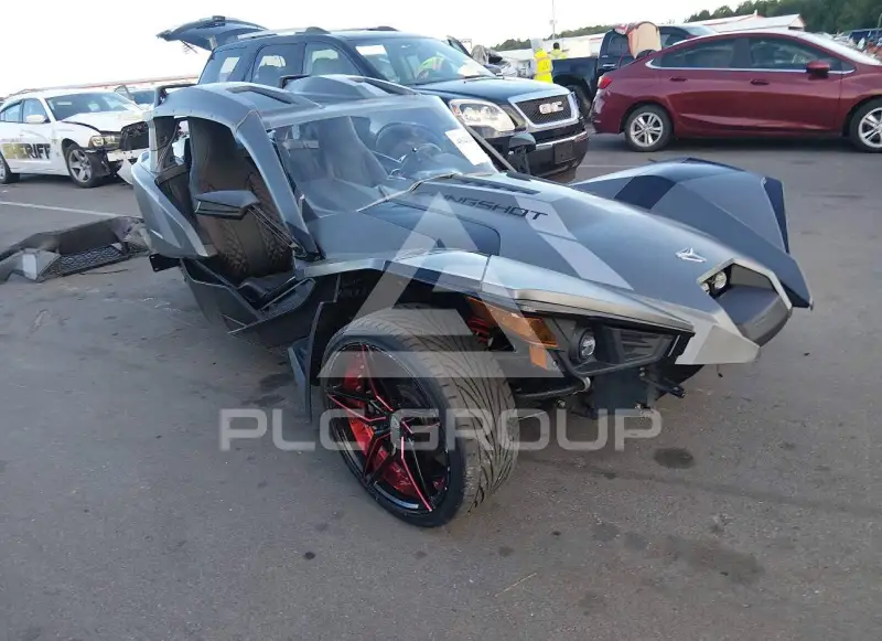 2018 Polaris Slingshot фото