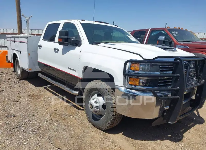 2018 Chevrolet SILVERADO фото