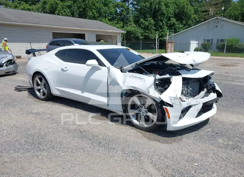 2018 Chevrolet Camaro photo