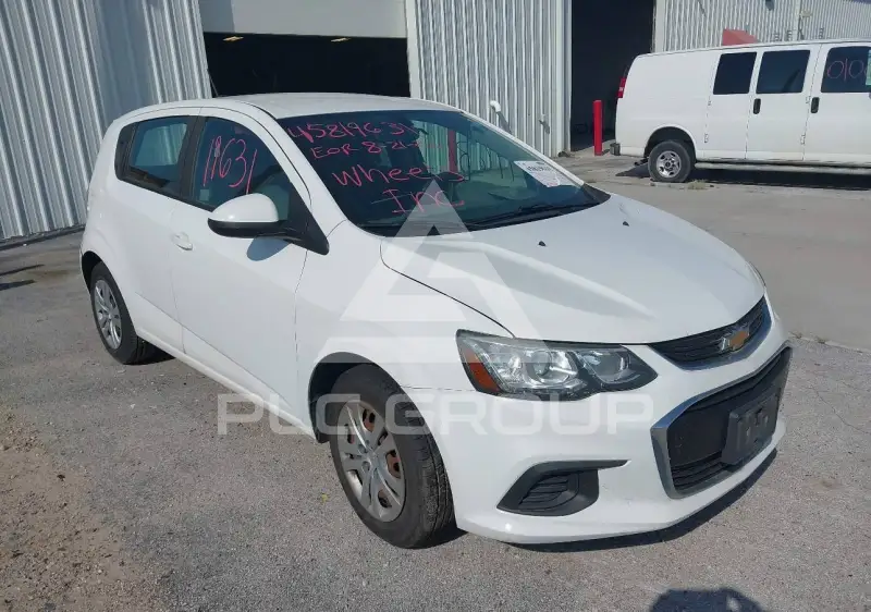 2018 Chevrolet Sonic фото