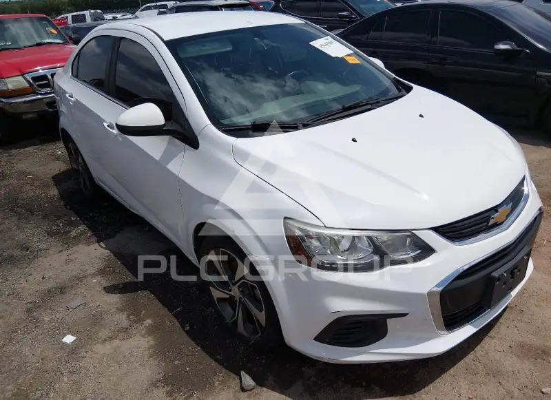 2018 Chevrolet Sonic фото