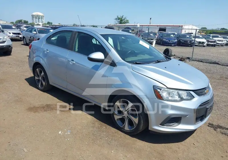 2018 Chevrolet Sonic фото