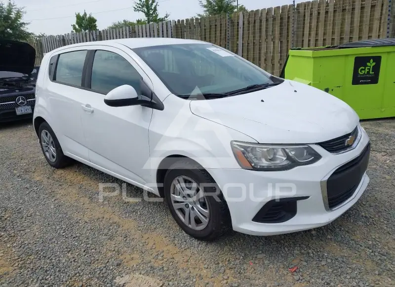2018 Chevrolet Sonic фото