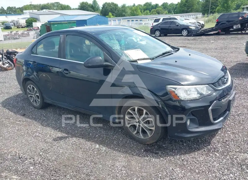 2018 Chevrolet Sonic фото