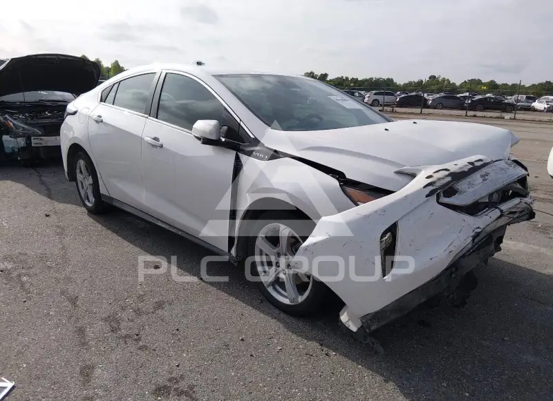 2018 Chevrolet Volt photo