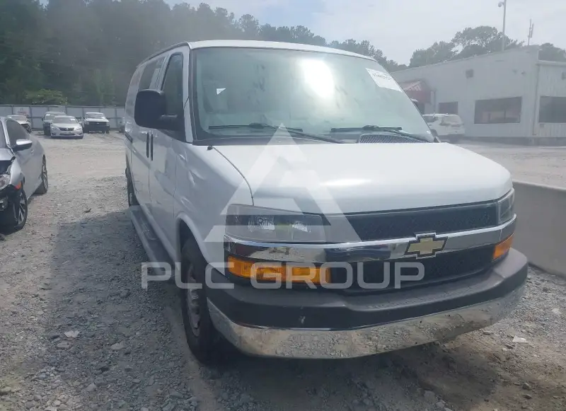 2018 Chevrolet Express фото