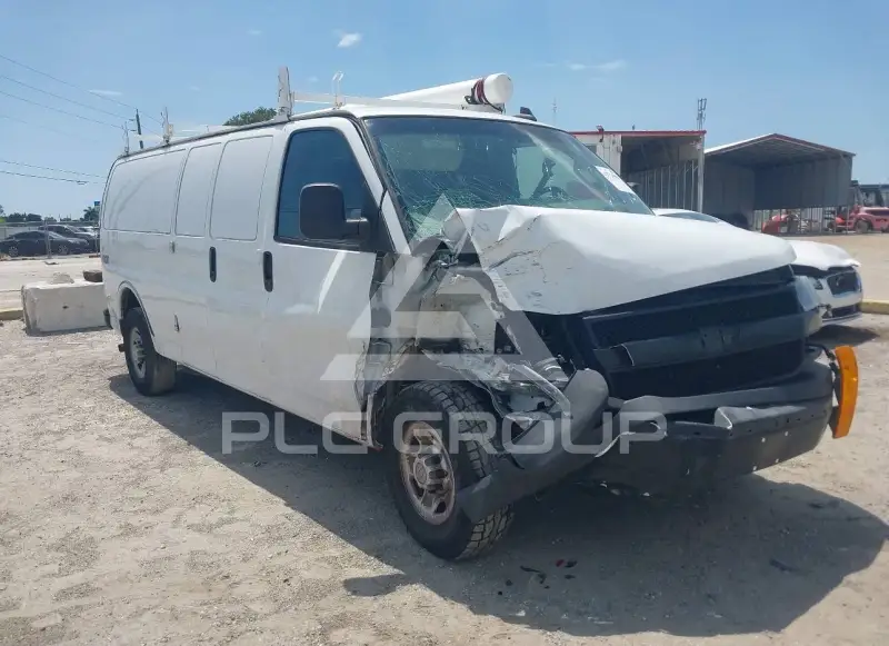 2018 Chevrolet Express photo
