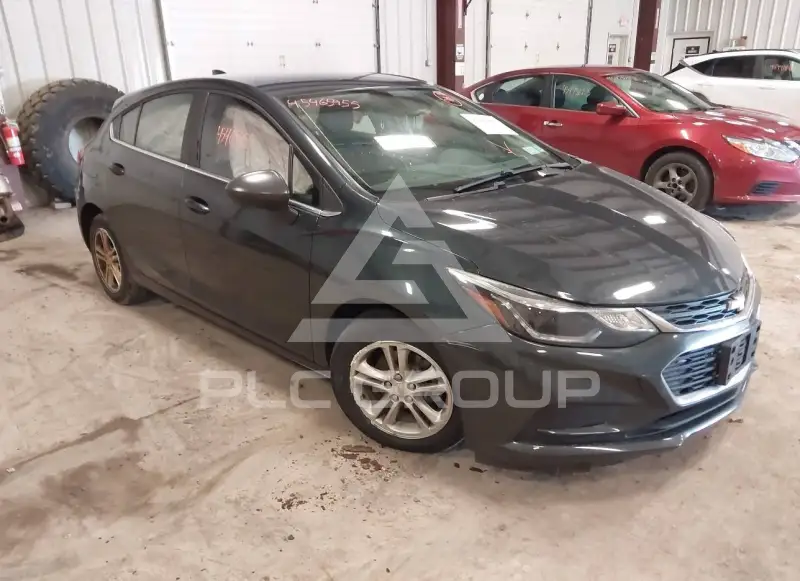 2018 Chevrolet Cruze photo
