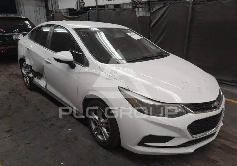 2018 Chevrolet Cruze фото