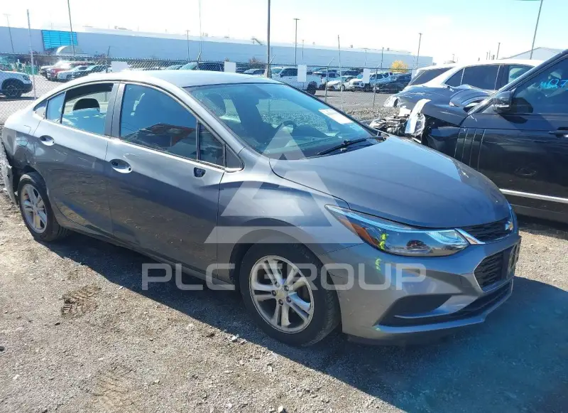 2018 Chevrolet Cruze photo