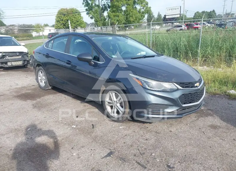 2018 Chevrolet Cruze photo