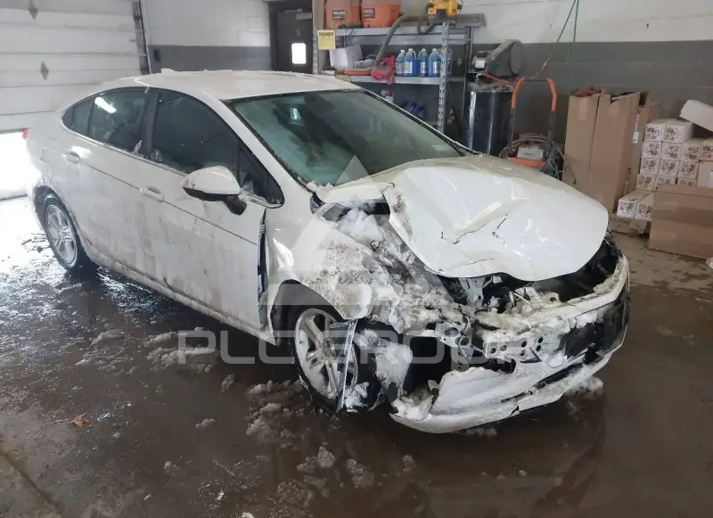 2018 Chevrolet Cruze фото