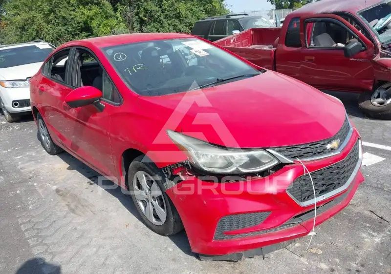 2018 Chevrolet Cruze photo