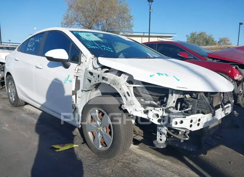 2018 Chevrolet Cruze фото