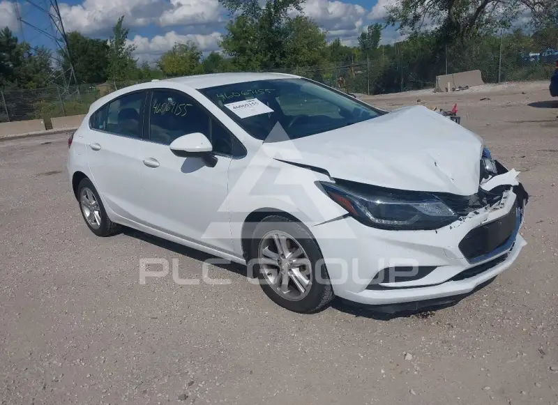 2018 Chevrolet Cruze photo