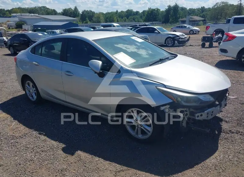 2018 Chevrolet Cruze photo