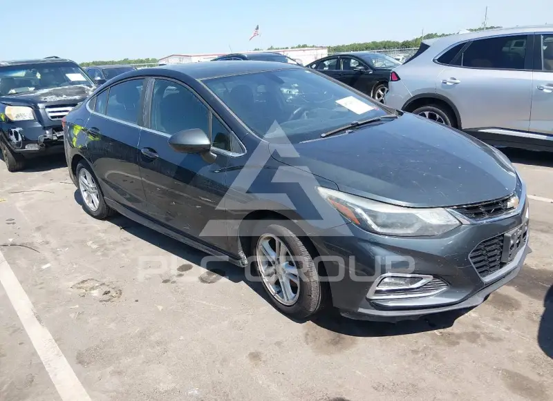2018 Chevrolet Cruze фото