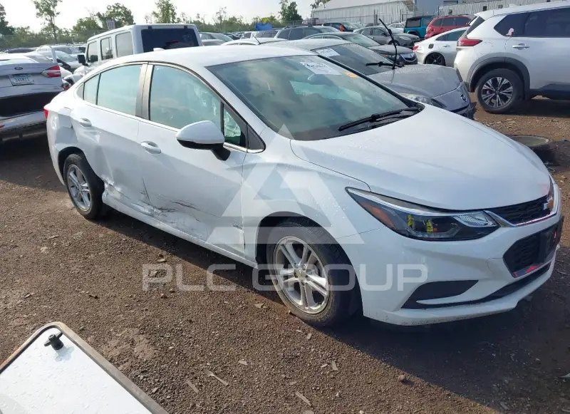 2018 Chevrolet Cruze photo