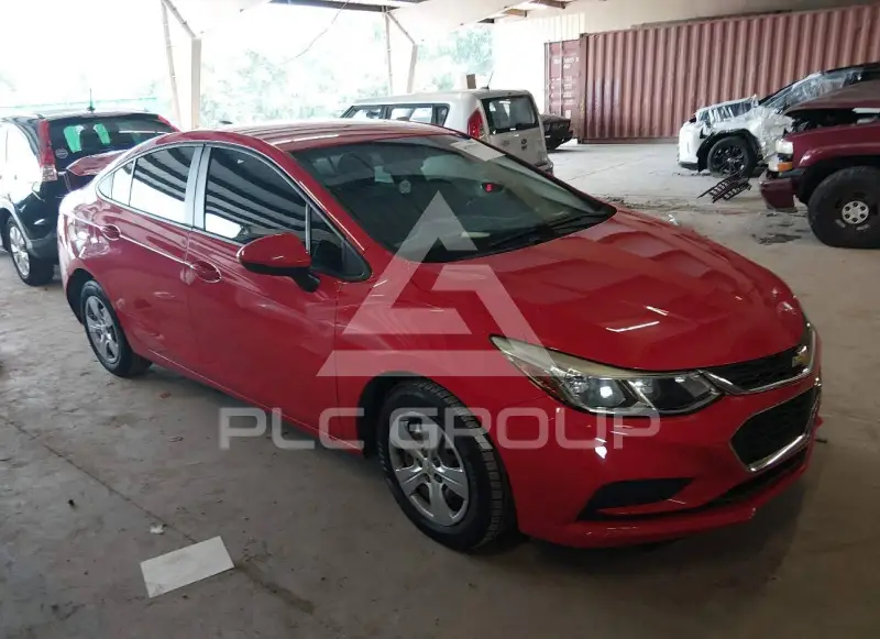 2018 Chevrolet Cruze photo