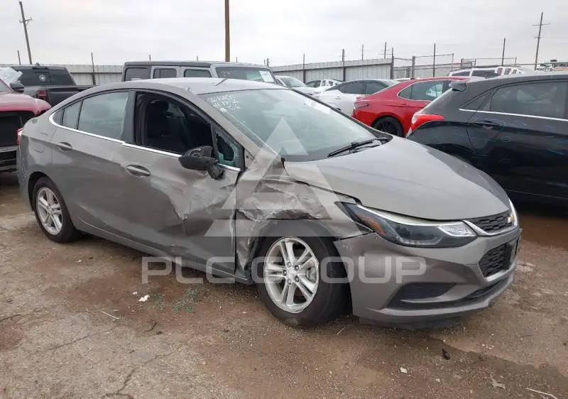 2018 Chevrolet Cruze photo