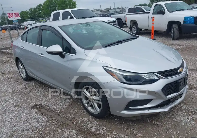 2018 Chevrolet Cruze фото