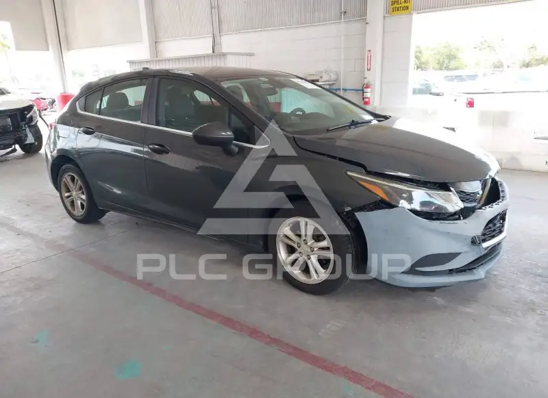 2018 Chevrolet Cruze photo