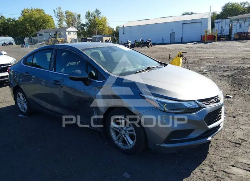 2018 Chevrolet Cruze photo