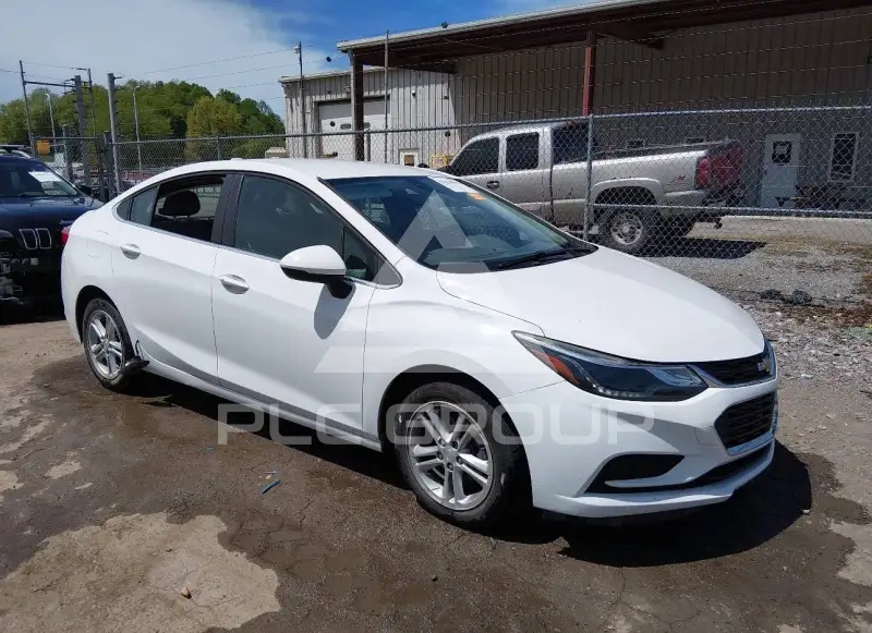 2018 Chevrolet Cruze фото