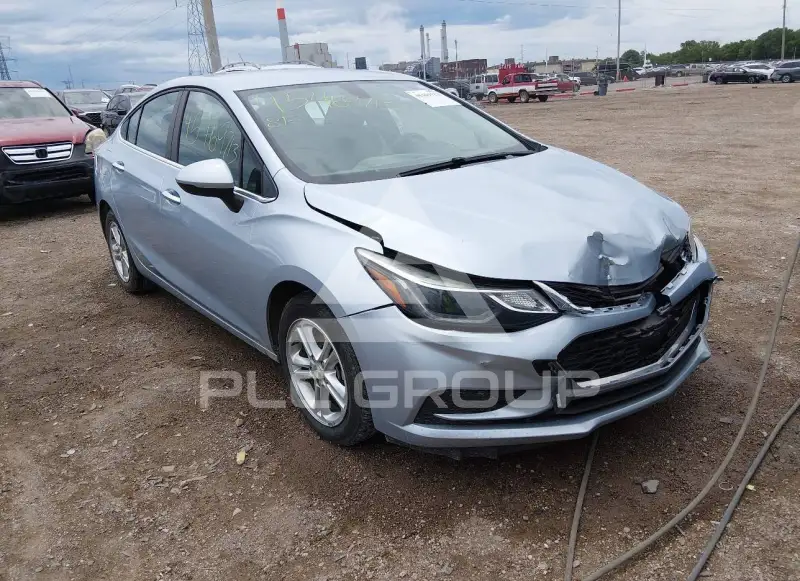2018 Chevrolet Cruze фото