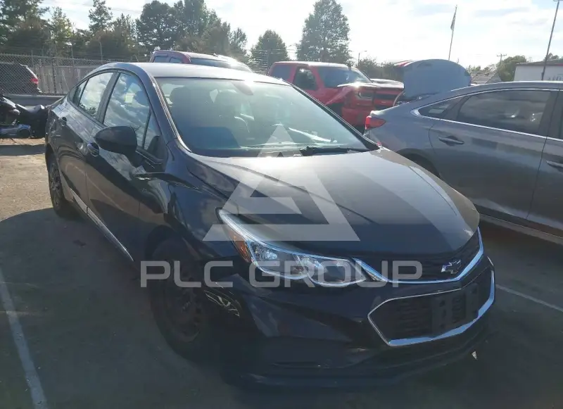 2018 Chevrolet Cruze photo