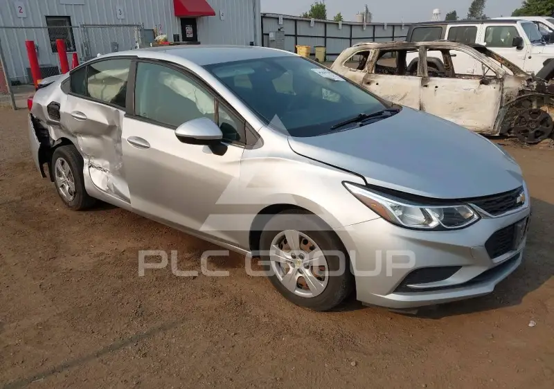 2018 Chevrolet Cruze photo