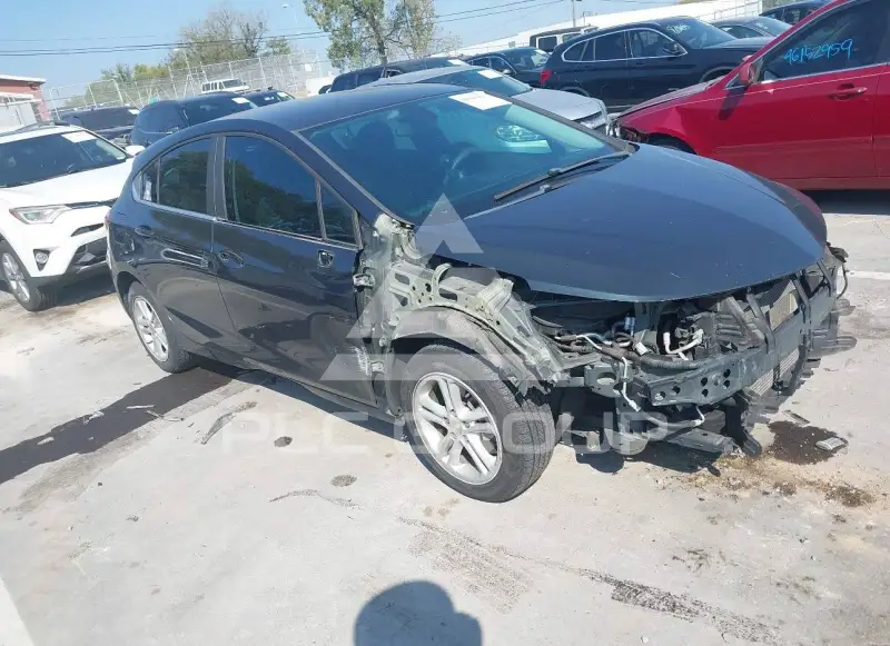 2018 Chevrolet Cruze photo